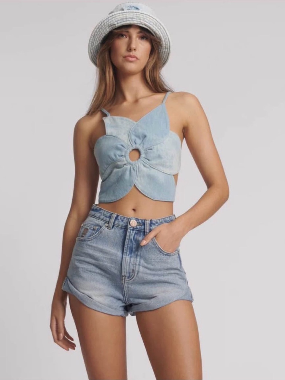 One Teaspoon Bandits High-rise Denim Shorts -  Hendrixe Blue
Size 28